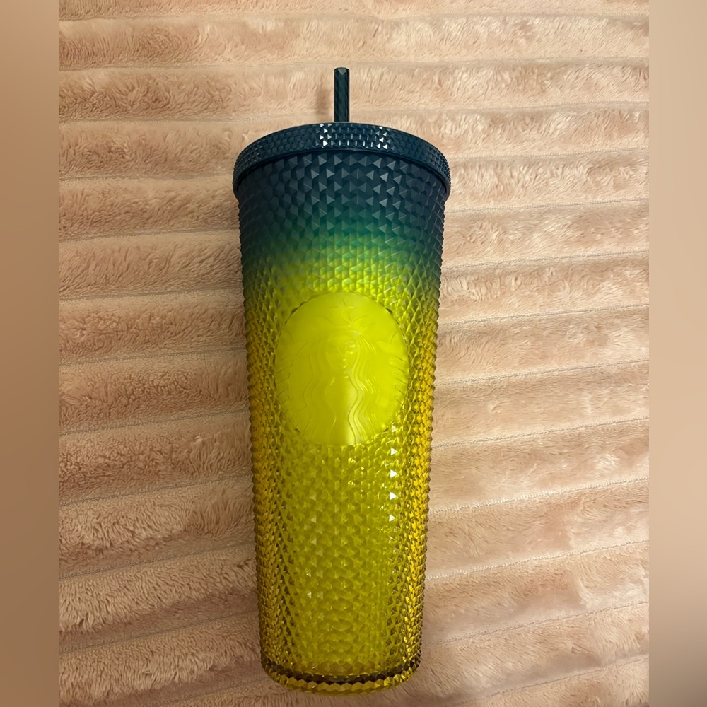 Starbucks 24 fl oz Cup